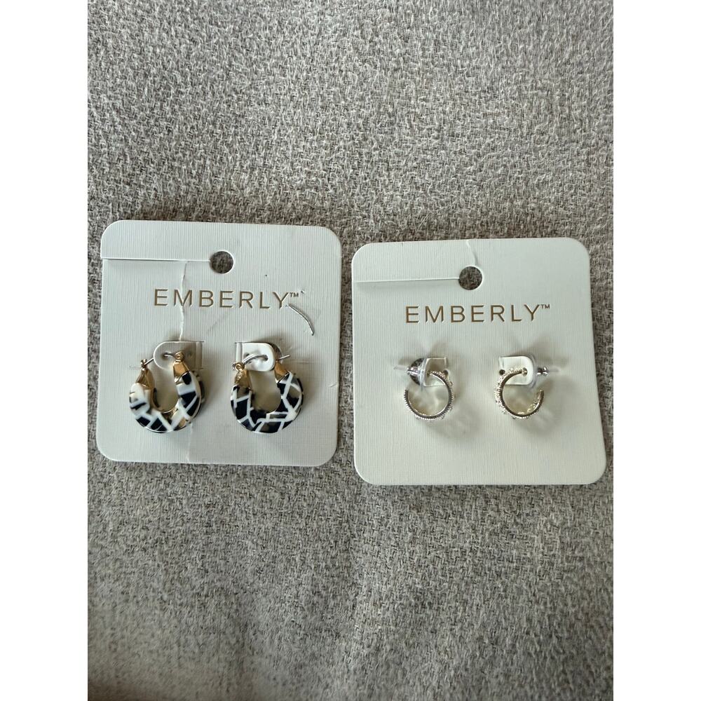 NWT Emberly Acrylic and Metal Rhinestone Earring Bundle (2)